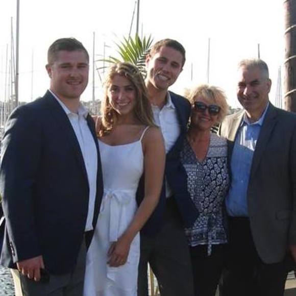 Meet your Posher, Tracy - Picture 1 of 1